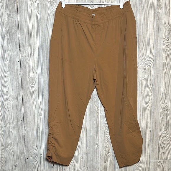 Columbia Women’s Inland City Joggers Caramel Tan Brown Size XL - Picture 1 of 7